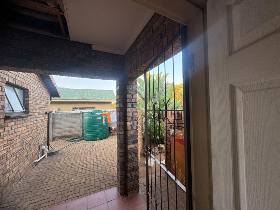 4 Bedroom Property for Sale in Bodorp North West